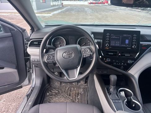 Used 2023 Toyota Camry LE image 22
