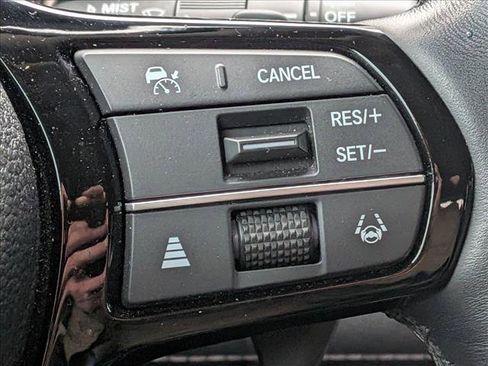Used 2024 Honda Pilot Elite image 12