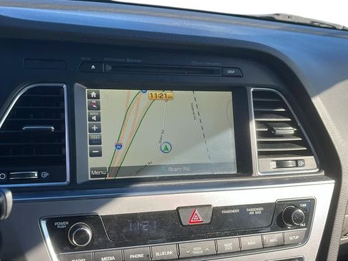 Used 2016 Hyundai Sonata Sport w/ Option Group 03 image 16