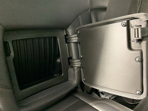 Used 2024 GMC Sierra 2500 AT4 w/ AT4 Premium Plus Package image 32