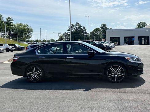 Used 2017 Honda Accord Sport Special Edition image 26