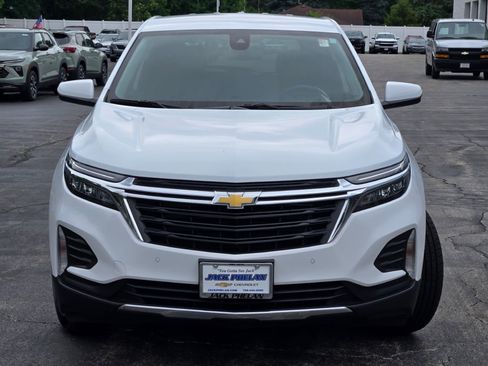 Certified 2024 Chevrolet Equinox LT FWD image 3