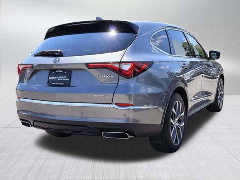 Used 2023 Acura MDX SH-AWD w/ Technology Package image 7