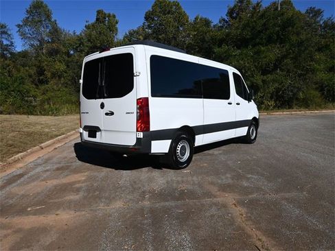 Used 2023 Mercedes-Benz Sprinter 2500 w/ Acoustic Package image 6
