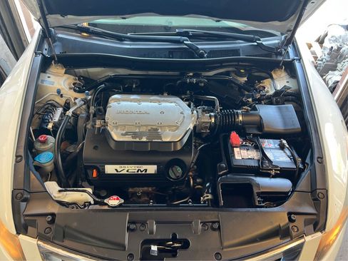 Used 2010 Honda Accord EX-L image 11