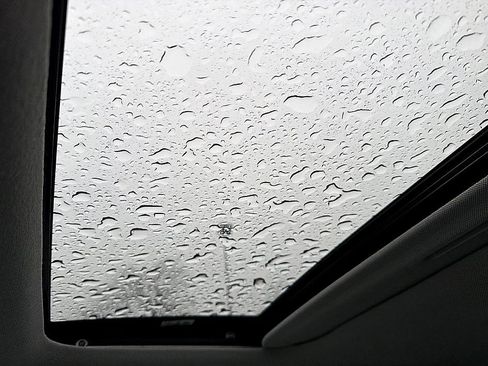 New 2026 Hyundai Elantra Limited image 9