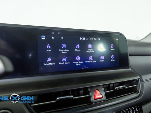 Used 2025 Kia Seltos SX w/ SX Sunroof Package AWD/4WD image 18