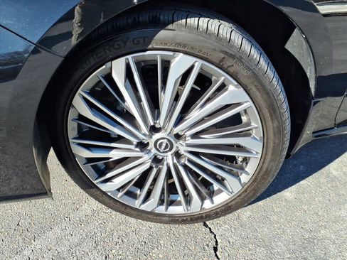 Certified 2024 Nissan Altima 2.5 SL image 9