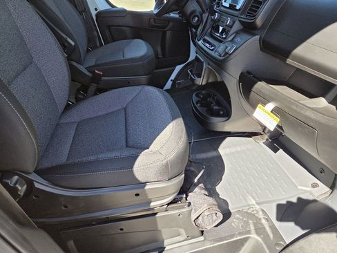 New 2026 RAM ProMaster 1500 w/ Convenience Group FWD image 11