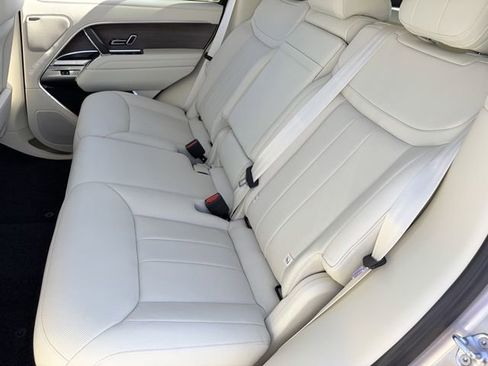 New 2026 Land Rover Range Rover SE AWD/4WD image 16