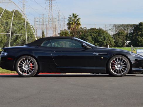 Used 2005 Aston Martin DB9 Volante image 5