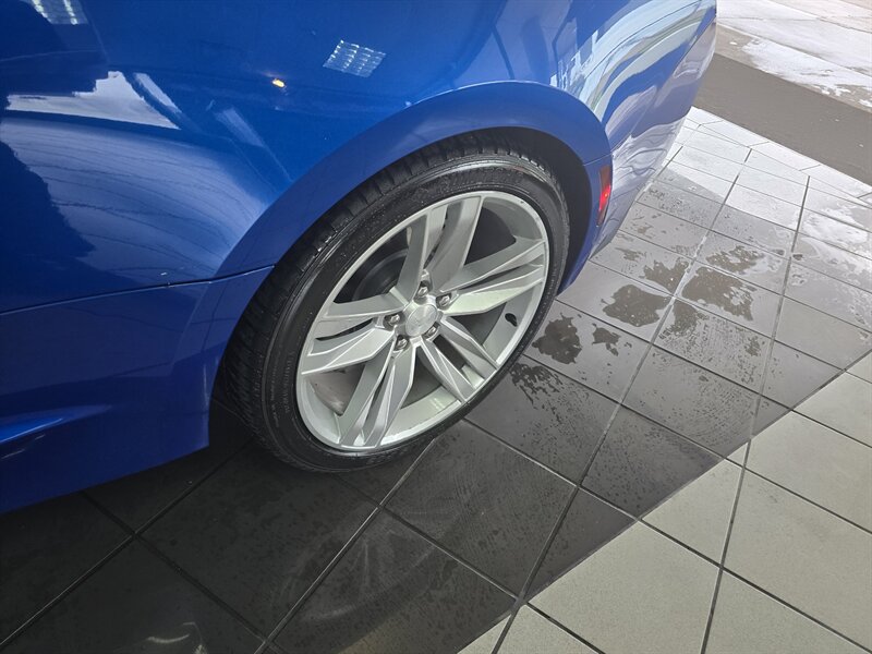Used 2017 Chevrolet Camaro LT RWD image 30
