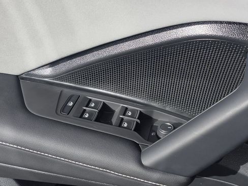 New 2026 Volkswagen Tiguan SE R-Line image 4