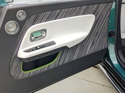 Used 2024 Rolls-Royce Spectre w/ Spectre Launch Package image 43