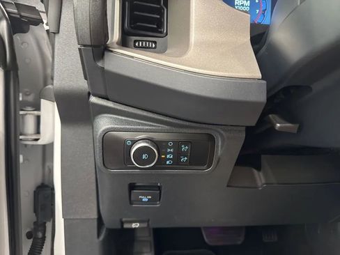 Used 2025 Ford Bronco Outer Banks AWD/4WD image 15