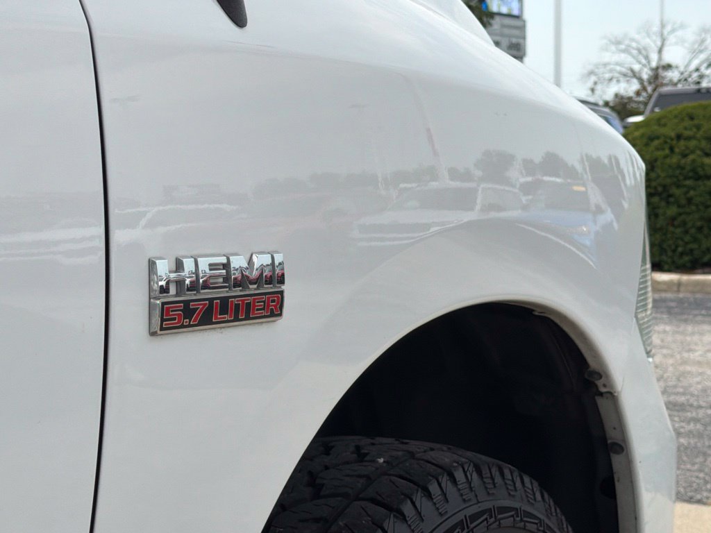 Used 2018 RAM 1500 Express AWD/4WD image 12
