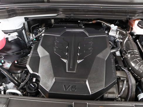 Used 2024 Kia Carnival EX image 32