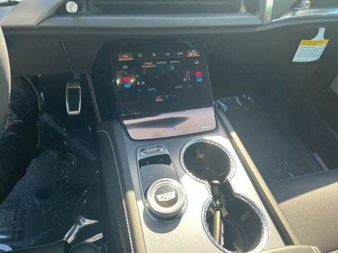 New 2026 Cadillac Vistiq Luxury AWD/4WD image 12