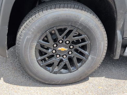 New 2026 Chevrolet Silverado EV LT w/ Plus Package AWD/4WD image 11