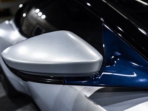 Used 2017 Aston Martin DB11 V12 image 38