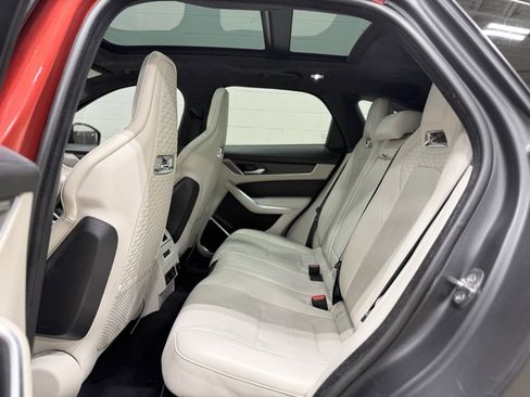 Used 2021 Jaguar F-PACE SVR image 23