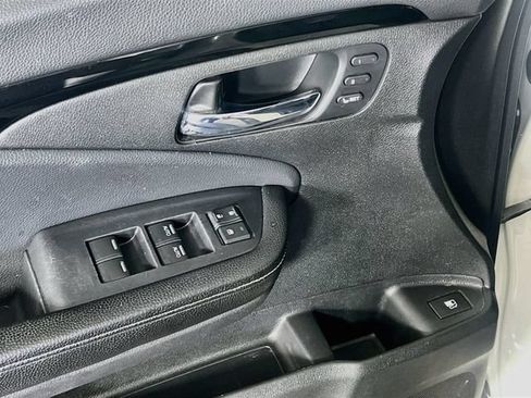 Used 2017 Honda Ridgeline RTL-E image 12