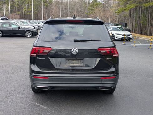Used 2020 Volkswagen Tiguan S image 6