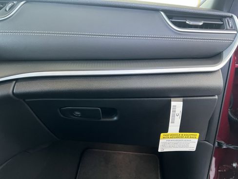 New 2025 Jeep Grand Cherokee L Laredo w/ Luxury Tech Group I image 28