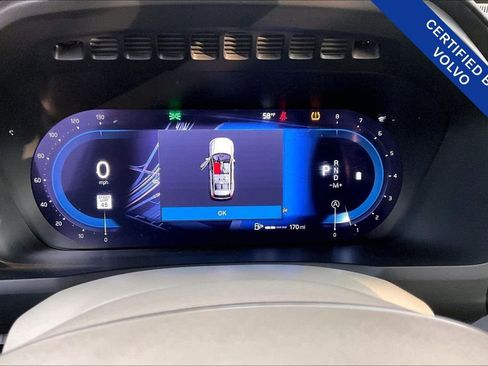 Used 2023 Volvo XC90 B6 Ultimate w/ Protection Package Premier image 28