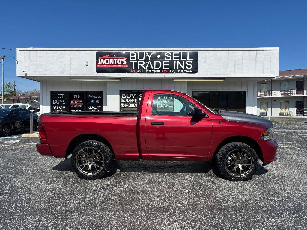 Used 2013 RAM 1500 Express RWD image 1