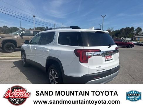 Used 2022 GMC Acadia SLT w/ Preferred Package image 5