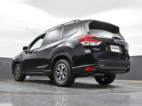 Used 2022 Subaru Forester Premium AWD/4WD image 47