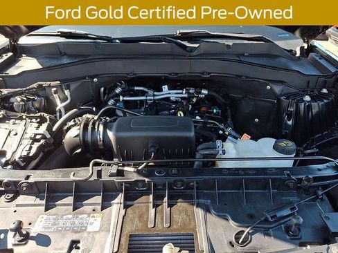 Certified 2023 Ford Explorer XLT w/ Equipment Group 202A AWD/4WD image 30