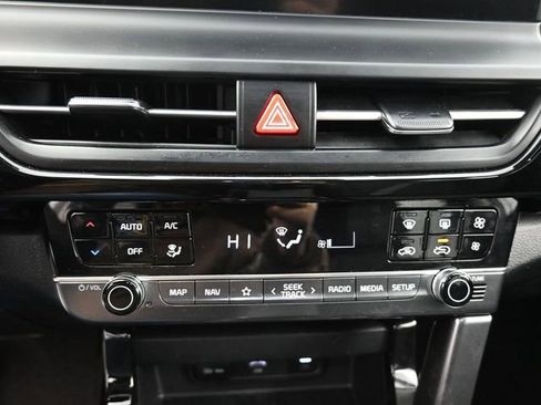 Used 2025 Kia Seltos S image 22