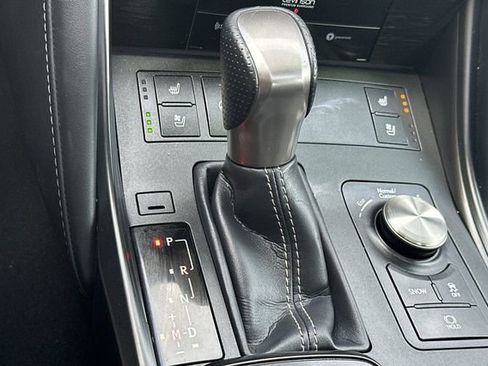 Used 2022 Lexus IS 350 F Sport w/ Dynamic Handling Package image 23