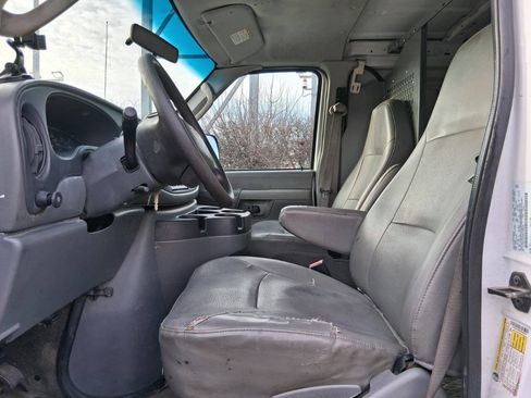 Used 2008 Ford E-150 and Econoline 150 RWD image 11