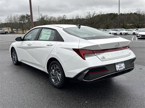 New 2026 Hyundai Elantra Blue image 5