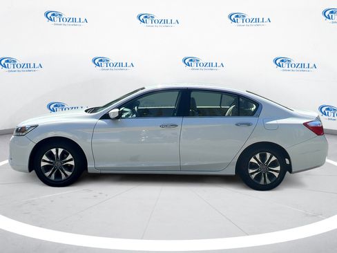 Used 2015 Honda Accord LX image 2