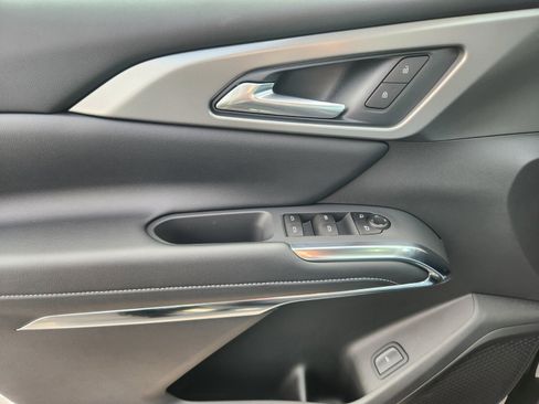 New 2026 Chevrolet Traverse LT w/ Driver Confidence Package image 13