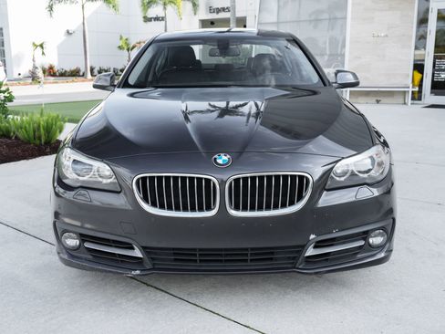 Used 2016 BMW 528i xDrive Sedan AWD/4WD image 5