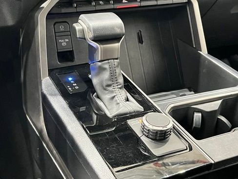 Used 2025 Toyota Tundra SR5 w/ SR5 Convenience Package RWD image 29