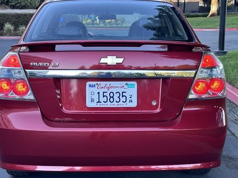 Used 2011 Chevrolet Aveo LT image 5