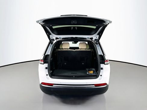 New 2026 Jeep Grand Cherokee L Limited AWD/4WD image 16