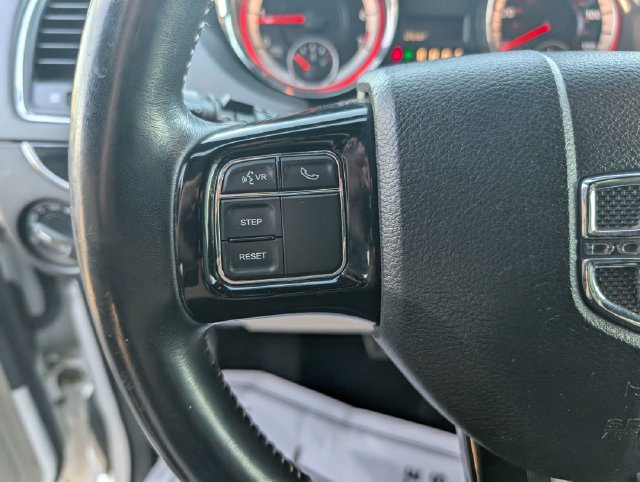 Used 2019 Dodge Grand Caravan SXT FWD image 10