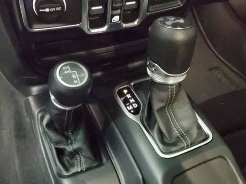 Used 2025 Jeep Wrangler Unlimited Sport AWD/4WD image 26