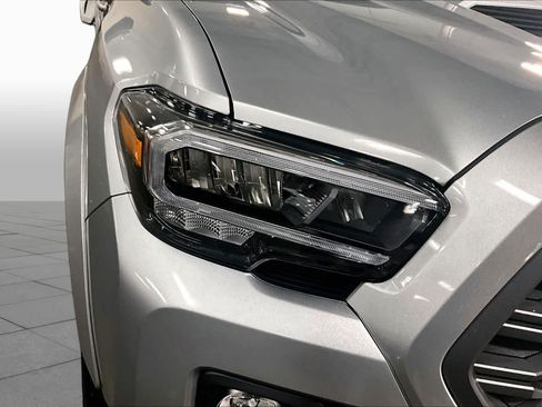 Used 2023 Toyota Tacoma TRD Sport w/ Technology Package AWD/4WD image 28