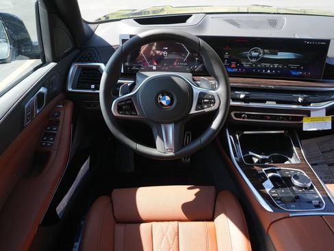 New 2027 BMW X7 xDrive40i w/ M Sport Package AWD/4WD image 18