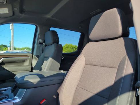 New 2026 Chevrolet Silverado 1500 LT Trail Boss w/ LPO, Dark Essentials Package AWD/4WD image 11