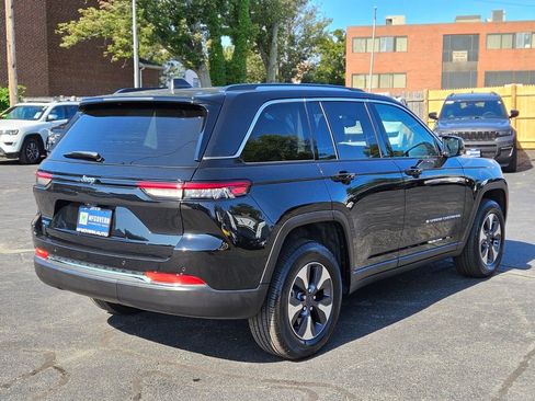 Used 2023 Jeep Grand Cherokee 4WD 4xe image 5