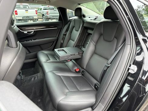 Used 2018 Volvo S90 T5 Momentum w/ Convenience Package AWD/4WD image 21